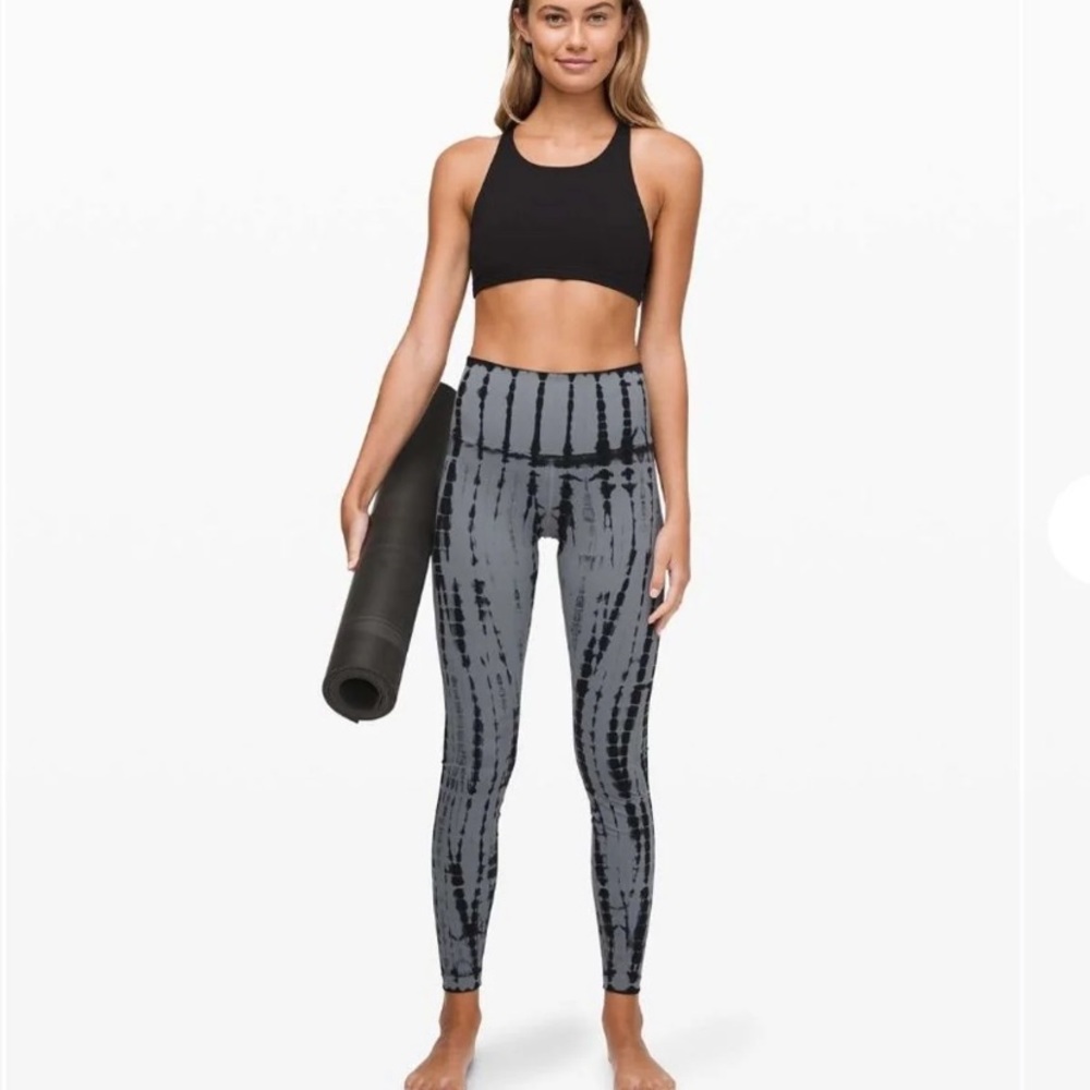 Lululemon HR Luxtreme size 8